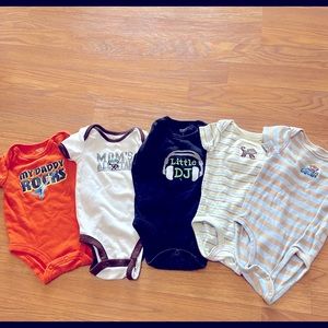 Lot of 5 carters onesie